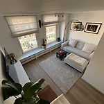 Апартаменты Cozy In The Oude Pijp Амстердам